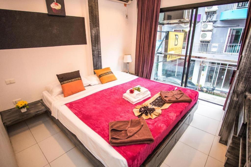 Long Beach Hotel Patong מראה חיצוני תמונה