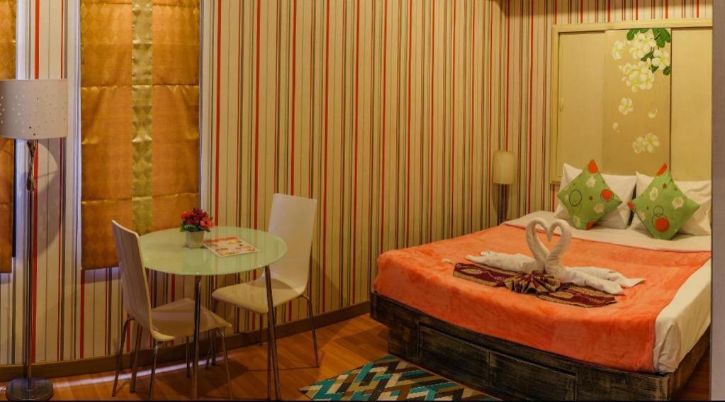 Long Beach Hotel Patong מראה חיצוני תמונה