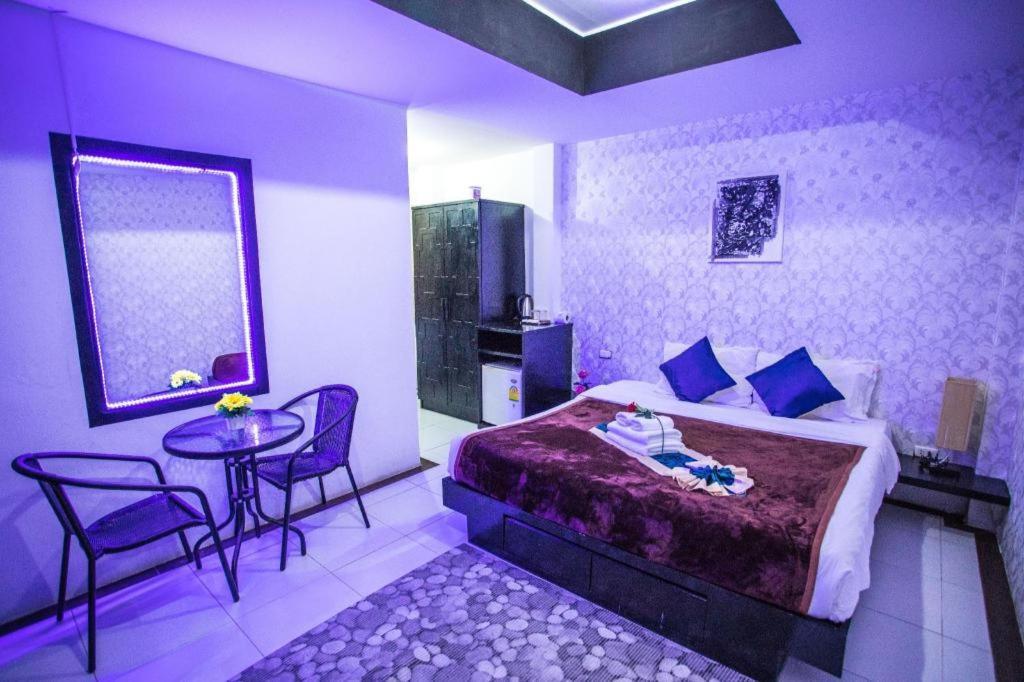 Long Beach Hotel Patong מראה חיצוני תמונה