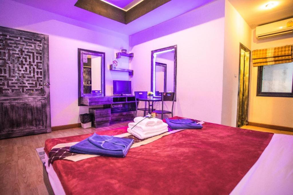 Long Beach Hotel Patong מראה חיצוני תמונה